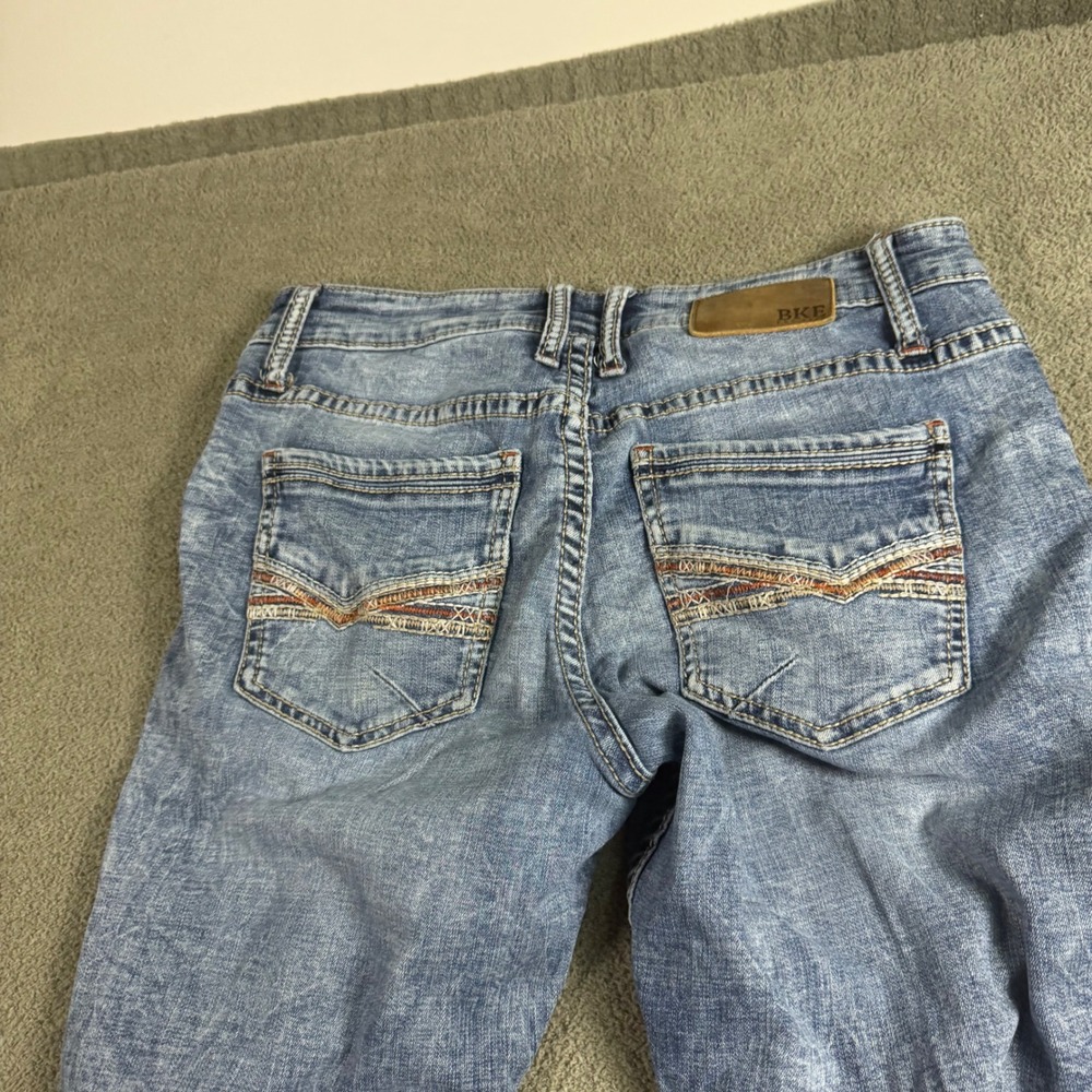 BKE Jake Straight Leg Jeans Mens 33x30 Blue Medium Wash Embroidered Pockets